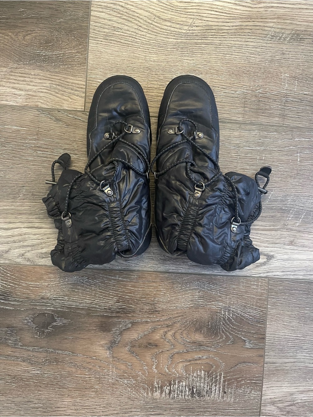 The North Face Black Women's Winter Boots worn a couple of times size 6